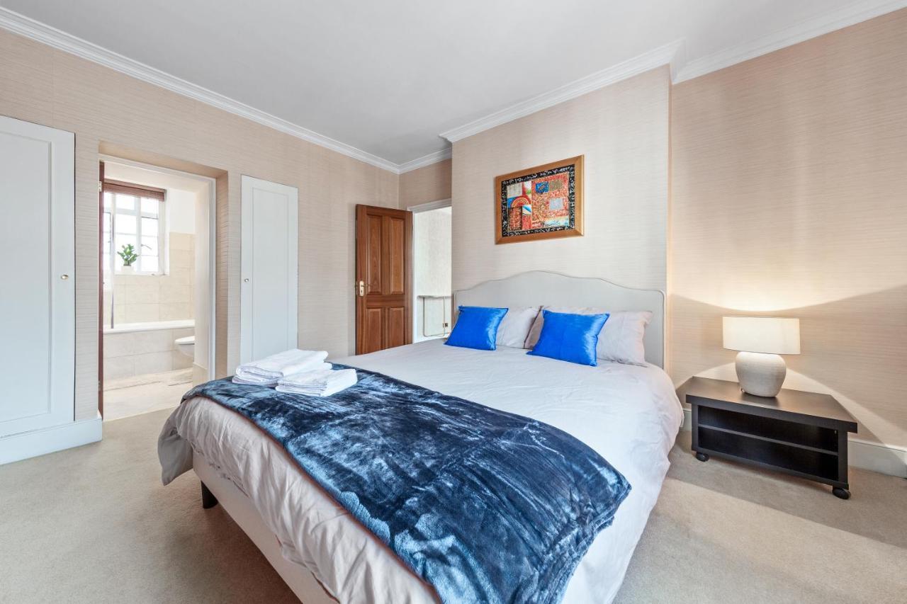 The Mayfair Large Snug London Kültér fotó