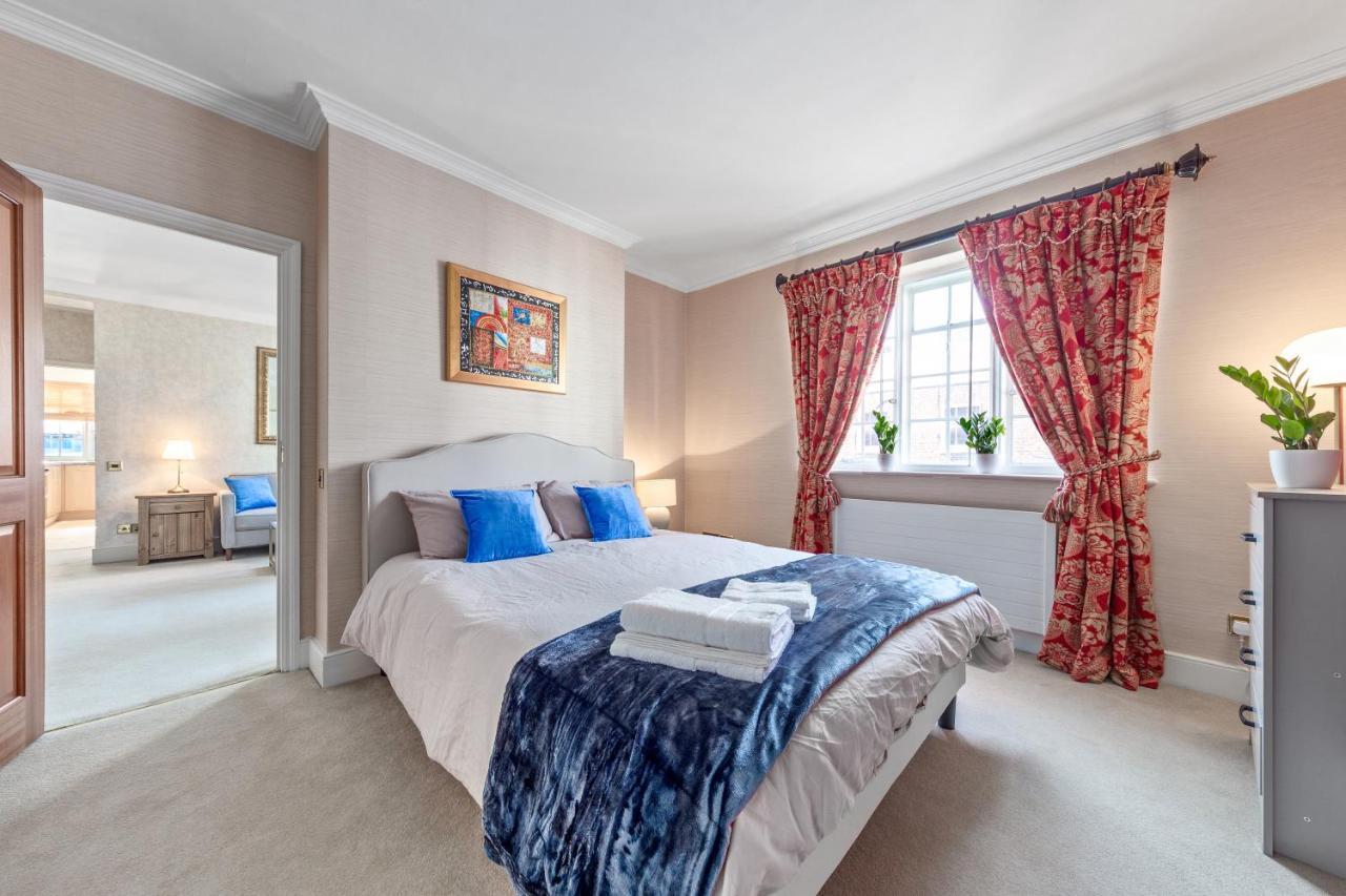 The Mayfair Large Snug London Kültér fotó